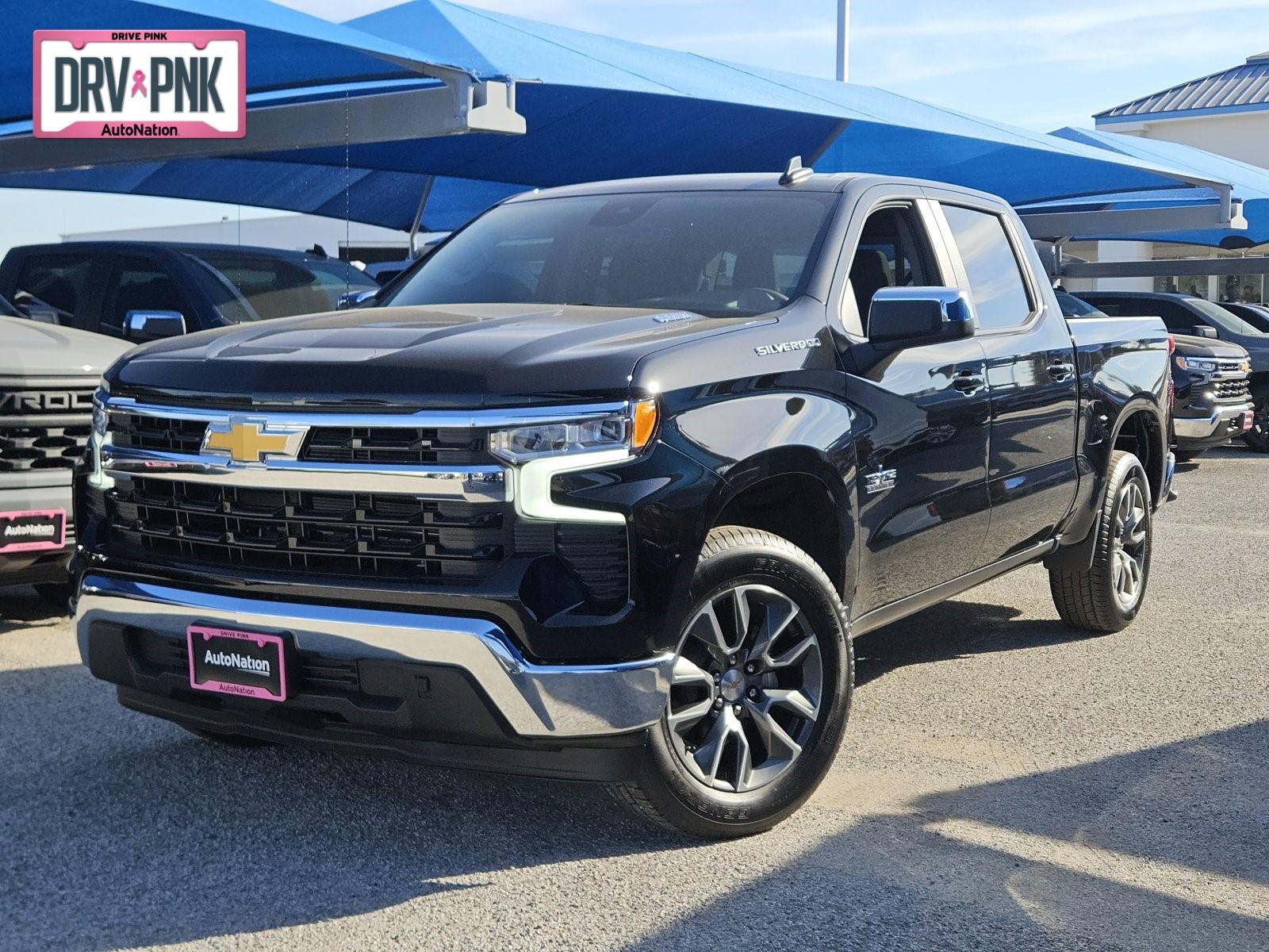 2025 Chevrolet Silverado 1500 Vehicle Photo in NORTH RICHLAND HILLS, TX 76180-7199