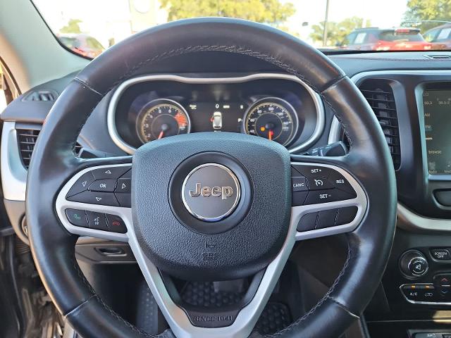 2017 Jeep Cherokee Vehicle Photo in SAN ANGELO, TX 76903-5798