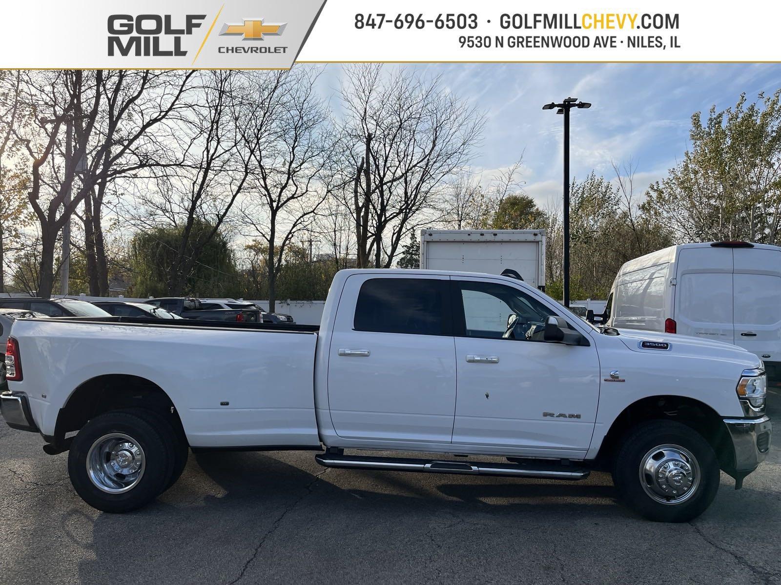 2019 Ram 3500 Vehicle Photo in Saint Charles, IL 60174