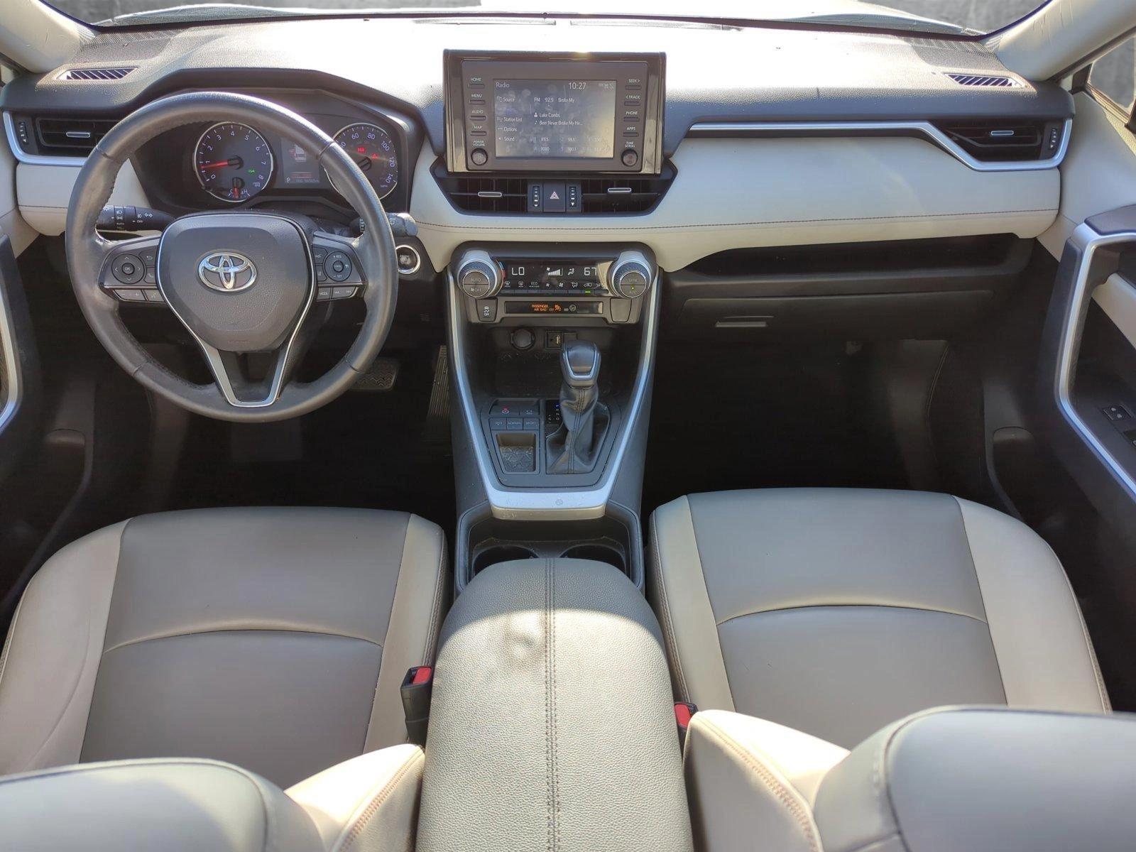 2019 Toyota RAV4 Vehicle Photo in Ft. Myers, FL 33907