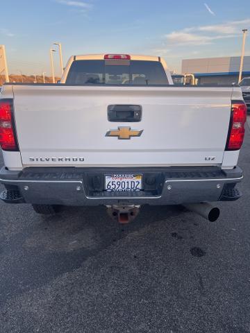 2017 Chevrolet Silverado 2500HD Vehicle Photo in VENTURA, CA 93003-8585