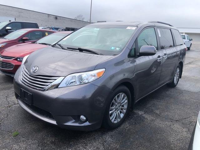 2017 Toyota Sienna Vehicle Photo in Akron, OH 44312