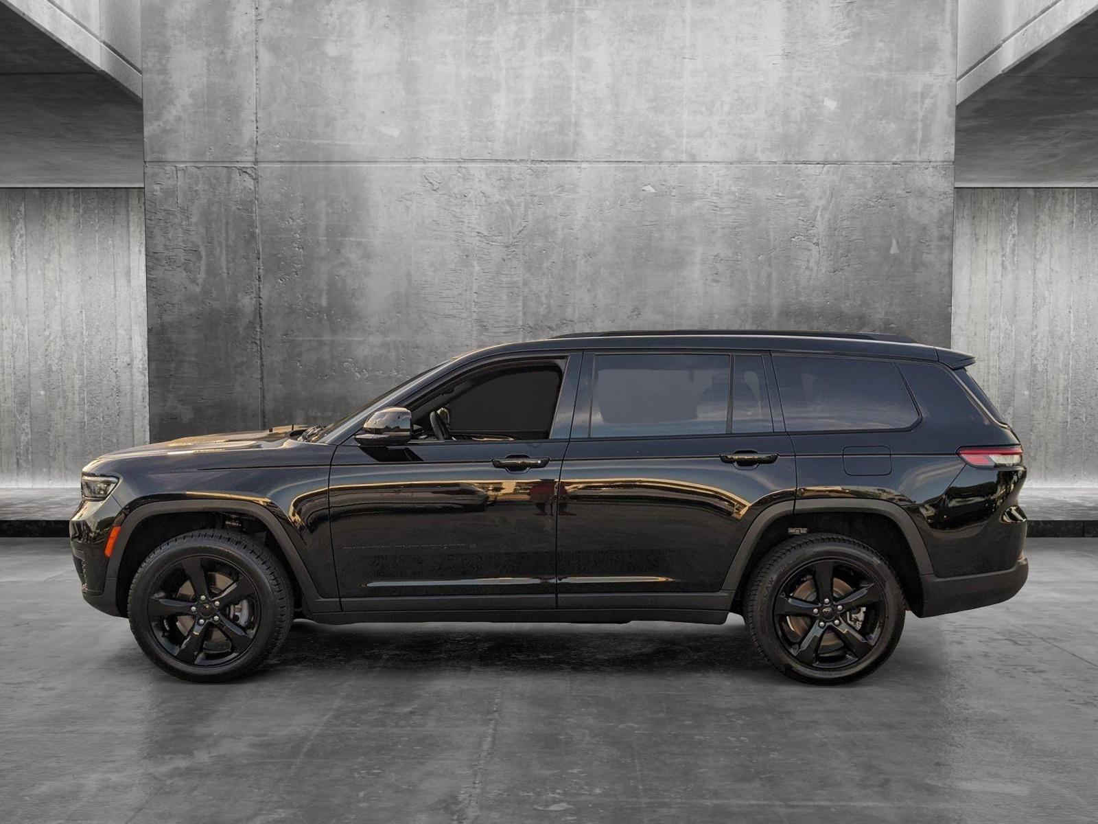 2022 Jeep Grand Cherokee L Vehicle Photo in PEMBROKE PINES, FL 33024-6534