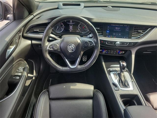 2018 Buick Regal Sportback Vehicle Photo in BERLIN, MD 21811-1121