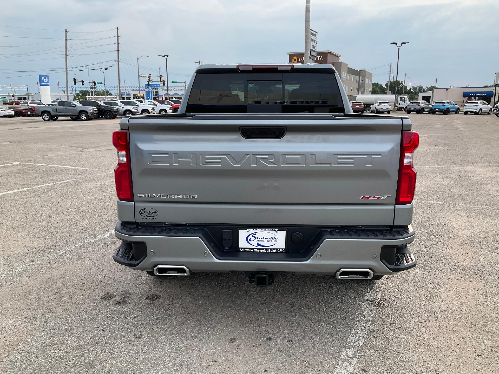 2024 Chevrolet Silverado 1500 Vehicle Photo in PONCA CITY, OK 74601-1036