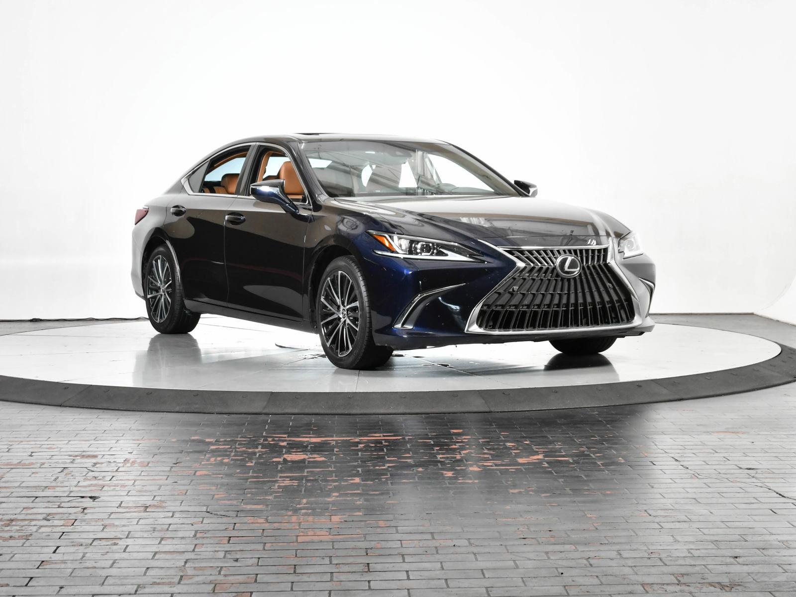 2022 Lexus ES 350 Vehicle Photo in DALLAS, TX 75235