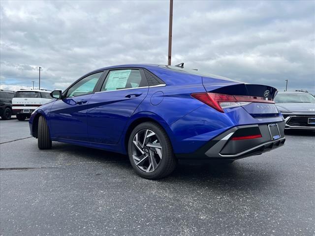 2024 Hyundai ELANTRA Vehicle Photo in O'Fallon, IL 62269