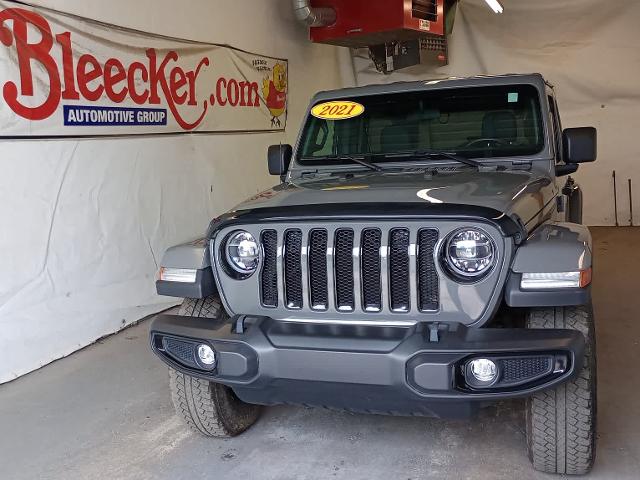 2021 Jeep Wrangler Vehicle Photo in RED SPRINGS, NC 28377-1640