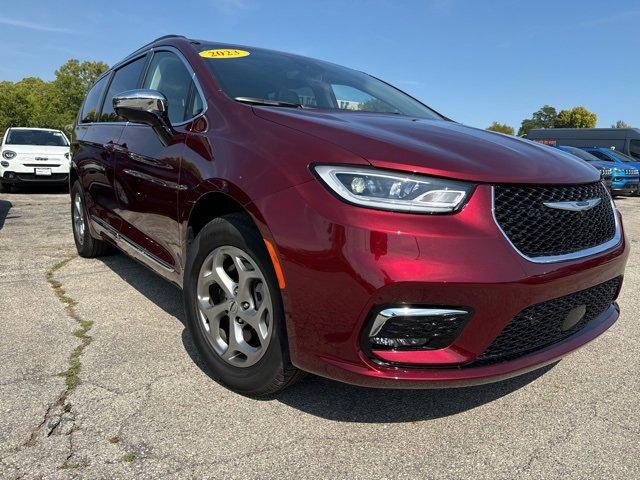 2023 Chrysler Pacifica Vehicle Photo in Plainfield, IL 60586