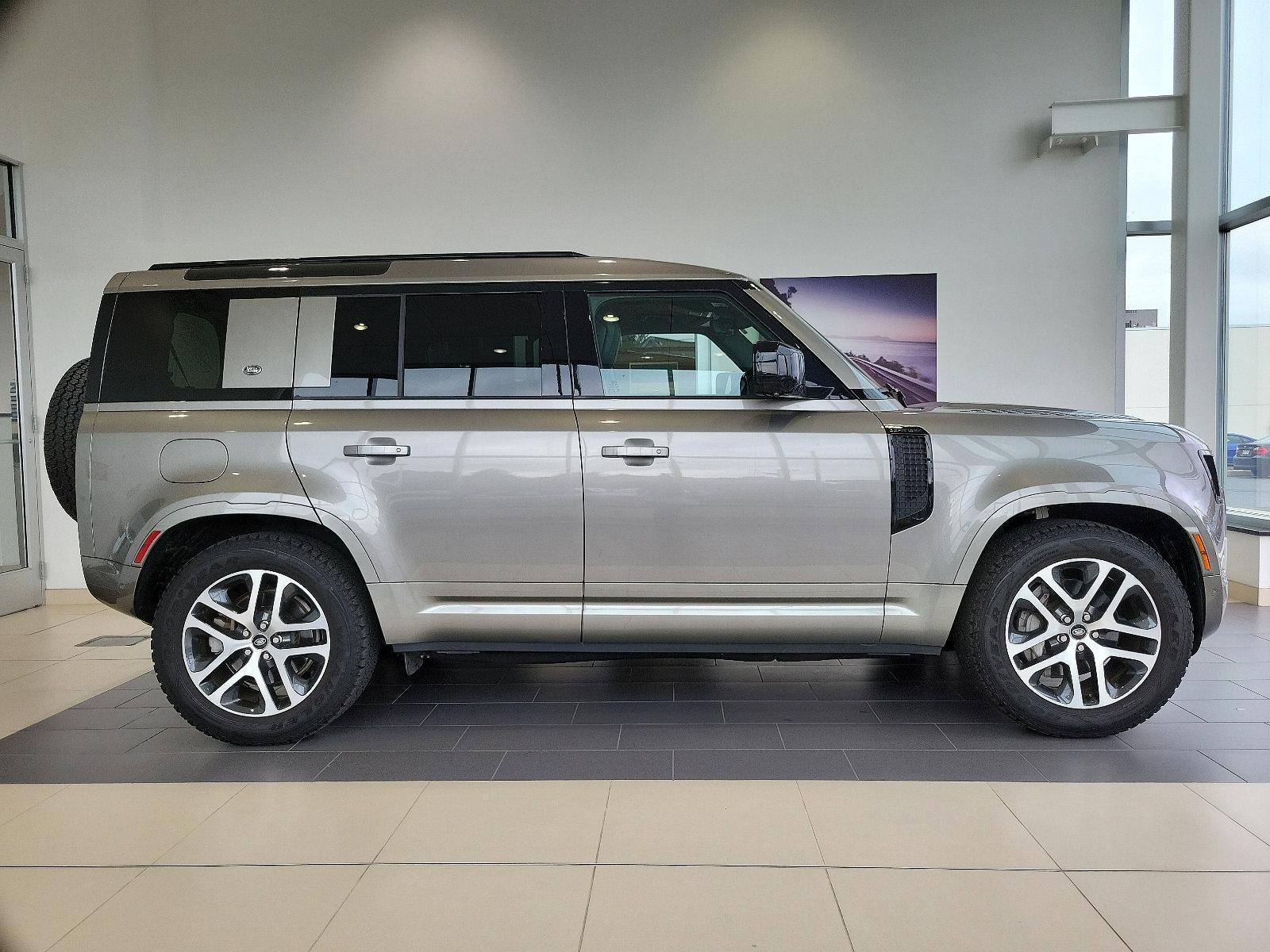 2022 Land Rover Defender Vehicle Photo in Lancaster, PA 17601