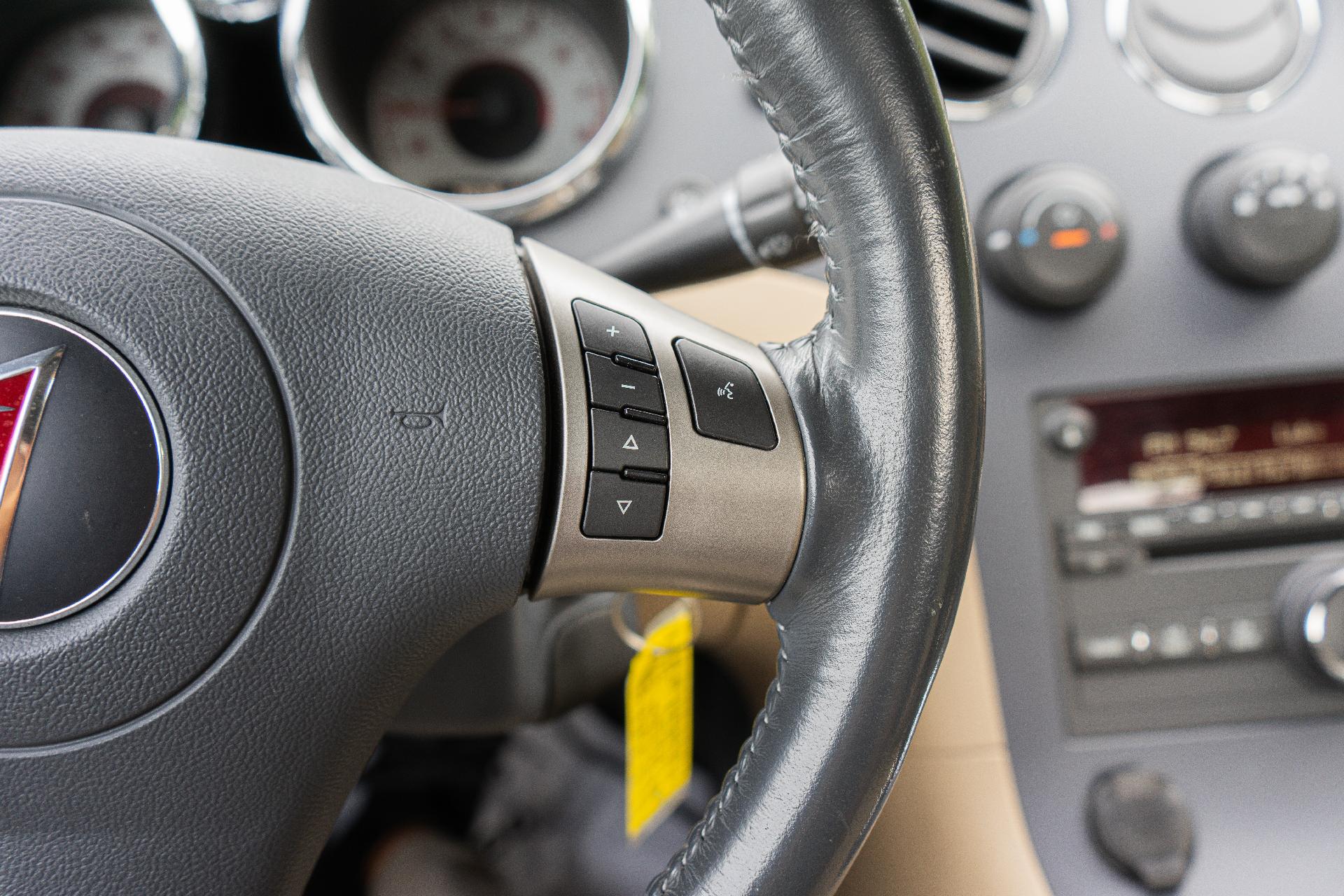 2007 Pontiac Solstice Vehicle Photo in SMYRNA, DE 19977-2874