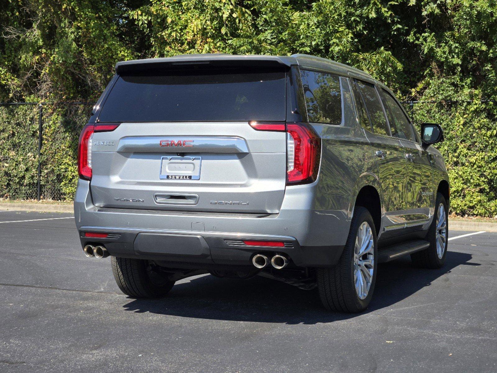 2024 GMC Yukon Vehicle Photo in DALLAS, TX 75209-3016