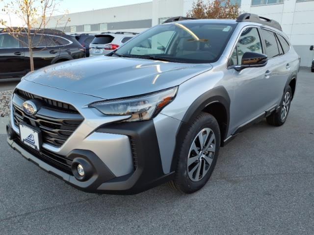 2025 Subaru Outback Vehicle Photo in Green Bay, WI 54304