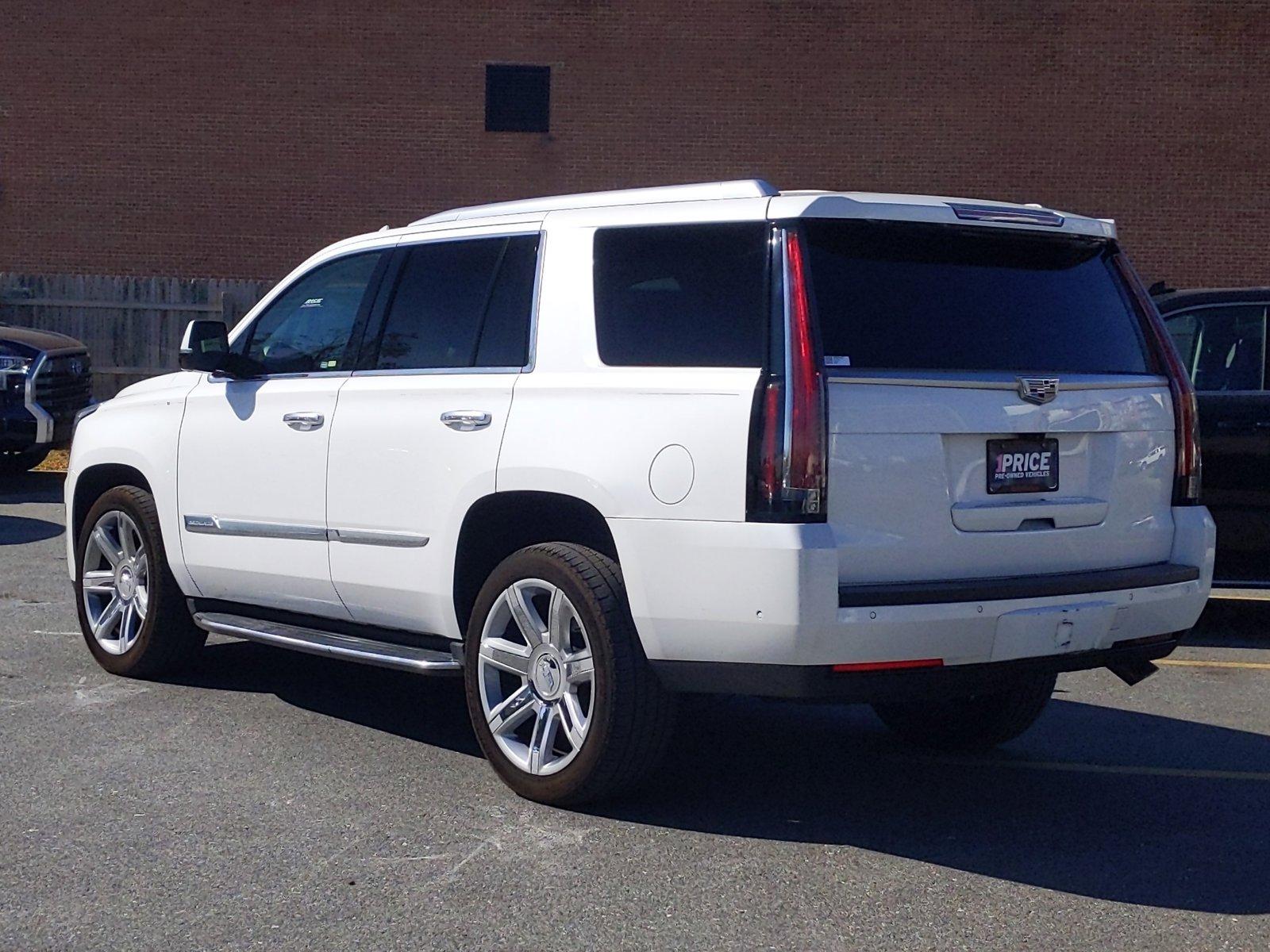 2017 Cadillac Escalade Vehicle Photo in Bethesda, MD 20852