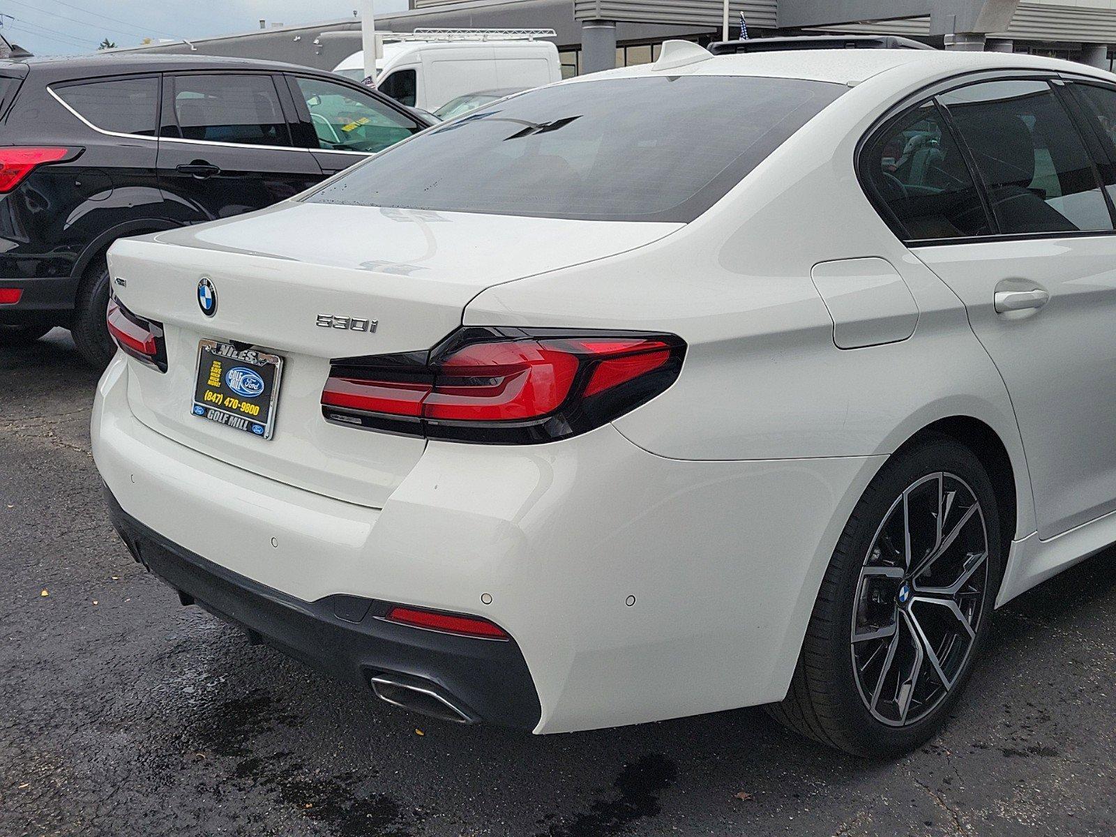 2021 BMW 530i xDrive Vehicle Photo in Saint Charles, IL 60174