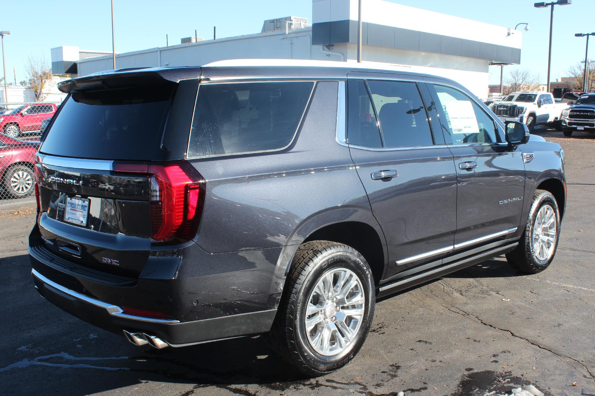 2025 GMC Yukon Vehicle Photo in AURORA, CO 80012-4011