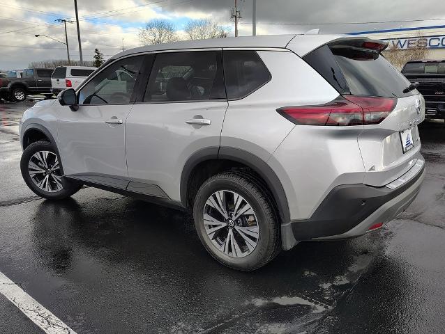 2021 Nissan Rogue Vehicle Photo in GREEN BAY, WI 54304-5303