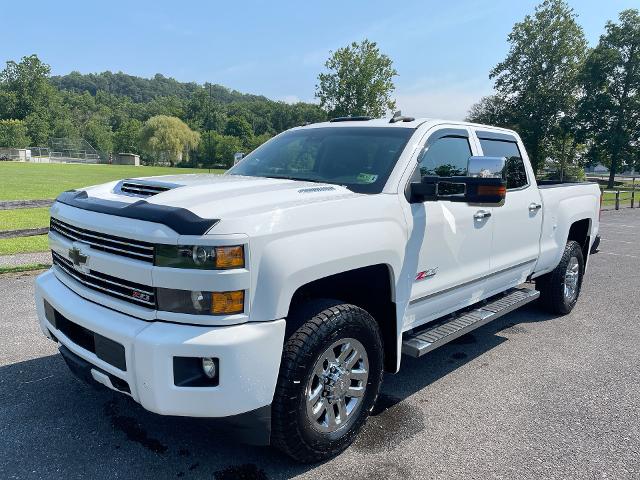 2018 Chevrolet Silverado 3500HD Vehicle Photo in THOMPSONTOWN, PA 17094-9014