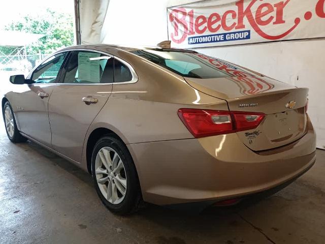 2018 Chevrolet Malibu Vehicle Photo in RED SPRINGS, NC 28377-1640