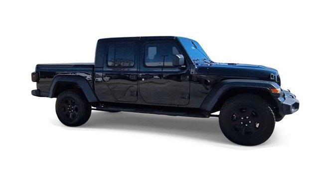 Used 2020 Jeep Gladiator Sport with VIN 1C6JJTAG9LL205633 for sale in Collierville, TN