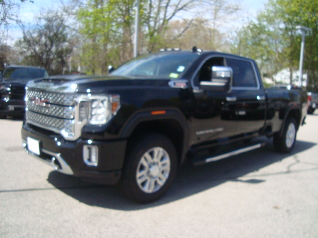 2023 GMC Sierra 2500 HD Vehicle Photo in PORTSMOUTH, NH 03801-4196