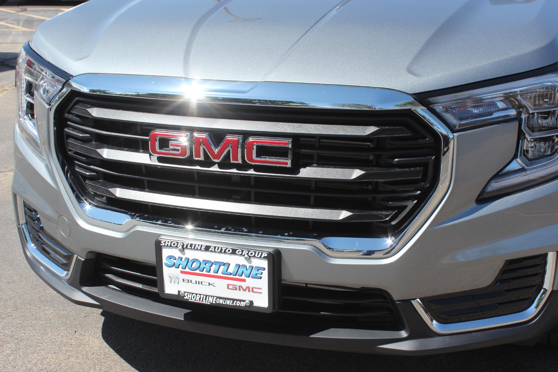 2024 GMC Terrain Vehicle Photo in AURORA, CO 80012-4011