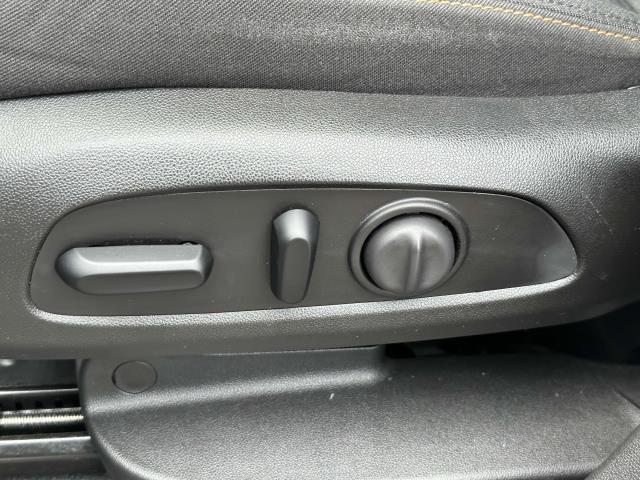 2021 Chevrolet Equinox Vehicle Photo in DOUGLASTON, NY 11362-1062