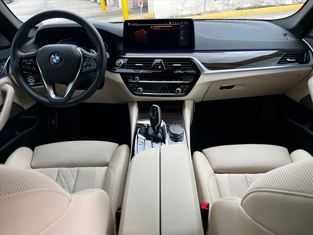 2021 BMW 5 Series Vehicle Photo in TAMPA, FL 33612-3404