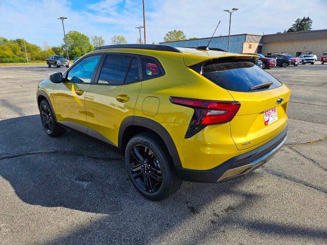 2025 Chevrolet Trax Vehicle Photo in TWO RIVERS, WI 54241-1823