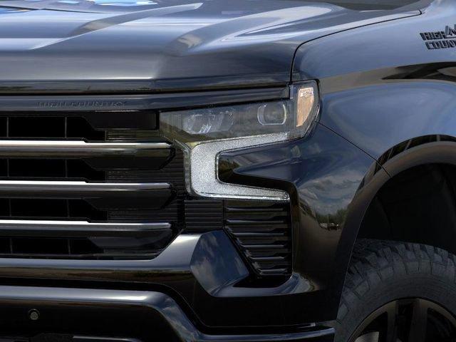 2025 Chevrolet Silverado 1500 Vehicle Photo in BROCKTON, MA 02301-7113