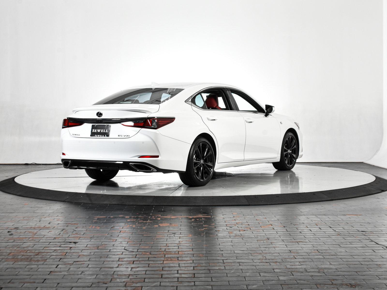 2022 Lexus ES 350 Vehicle Photo in DALLAS, TX 75235