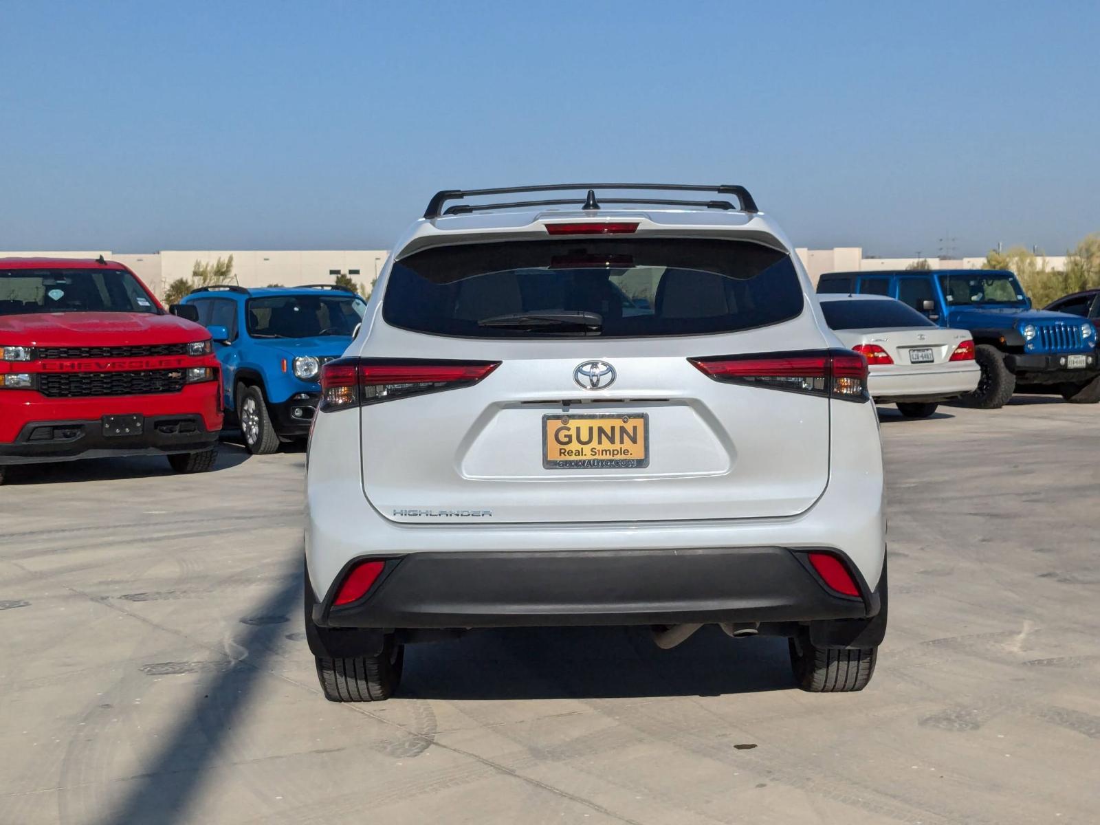 2023 Toyota Highlander Vehicle Photo in Seguin, TX 78155