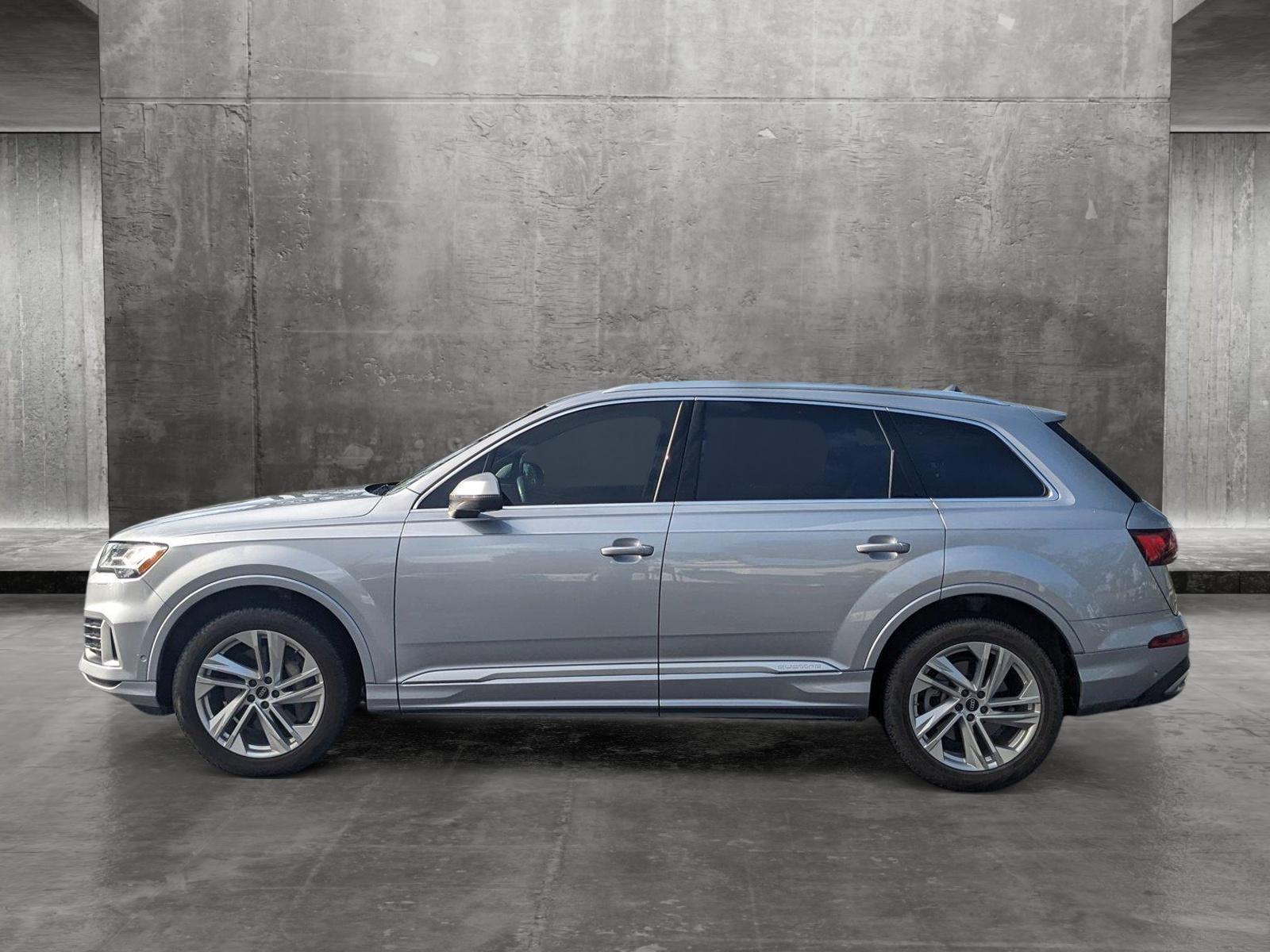 2022 Audi Q7 Vehicle Photo in GREENACRES, FL 33463-3207