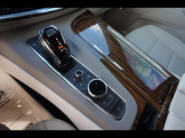 2024 Cadillac Escalade ESV Vehicle Photo in TAMPA, FL 33612-3404