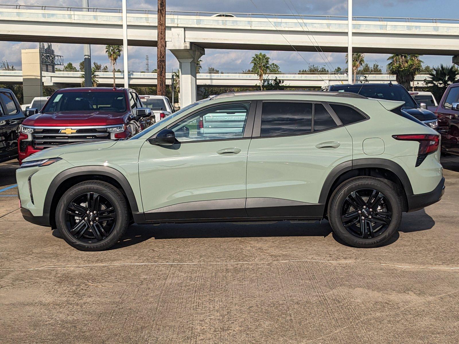 2025 Chevrolet Trax Vehicle Photo in HOUSTON, TX 77034-5009