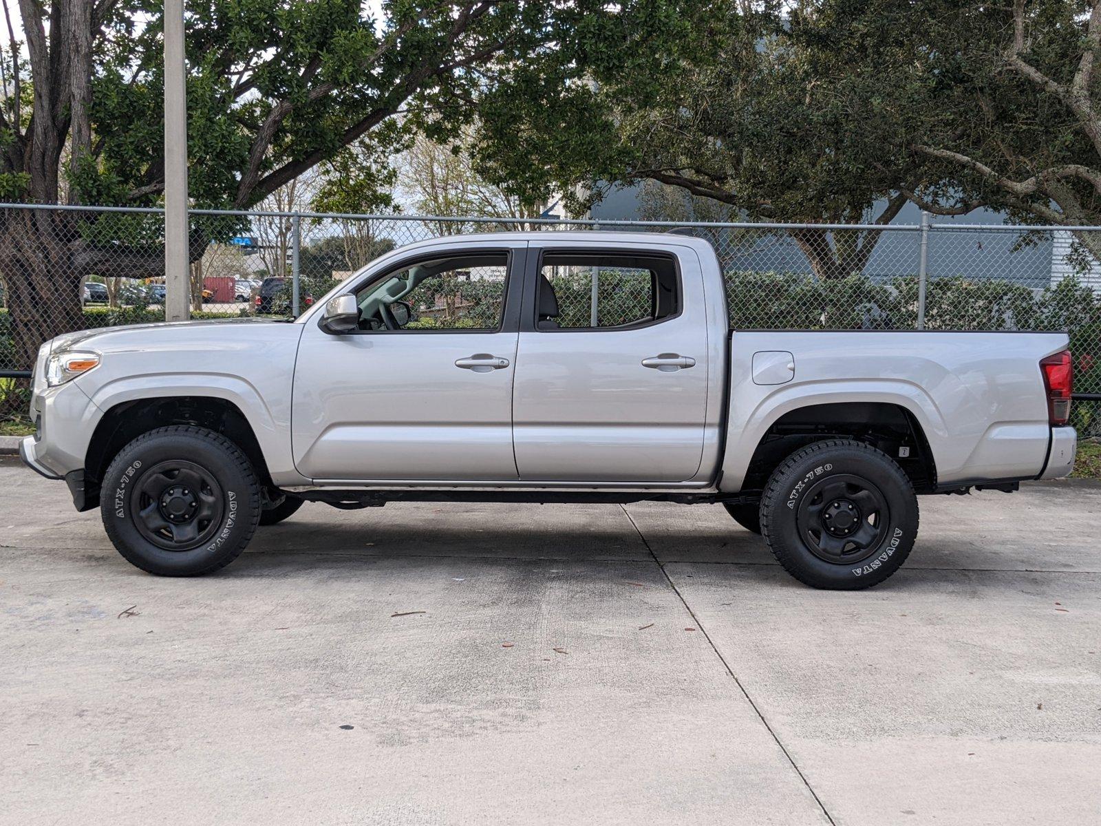 2020 Toyota Tacoma 2WD Vehicle Photo in Davie, FL 33331