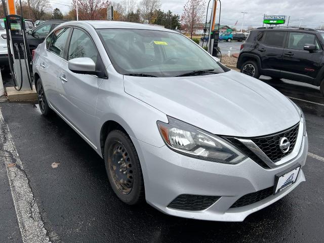 2017 Nissan Sentra Vehicle Photo in Oshkosh, WI 54901