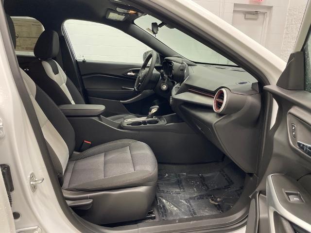 2025 Chevrolet Trax Vehicle Photo in ROGERS, MN 55374-9422