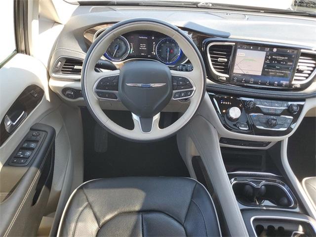 2021 Chrysler Pacifica Vehicle Photo in GRAND BLANC, MI 48439-8139