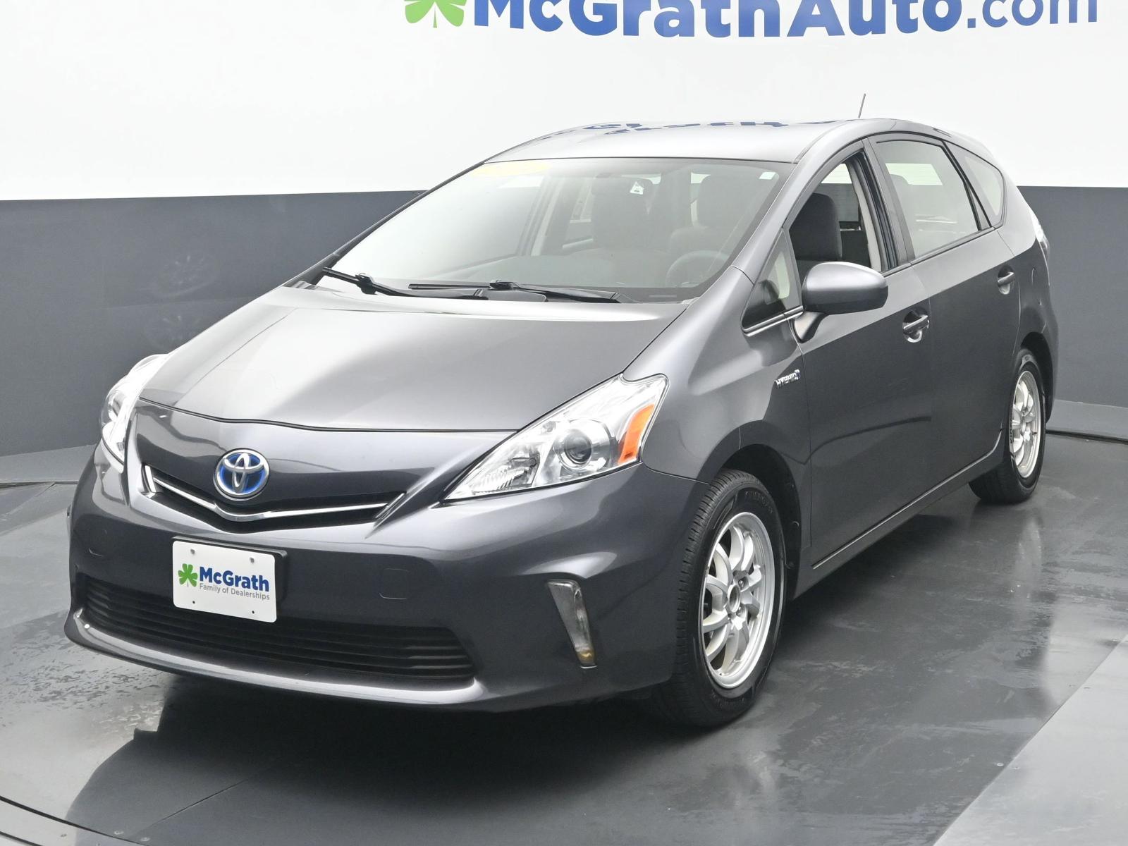 2014 Toyota Prius v Vehicle Photo in Cedar Rapids, IA 52402