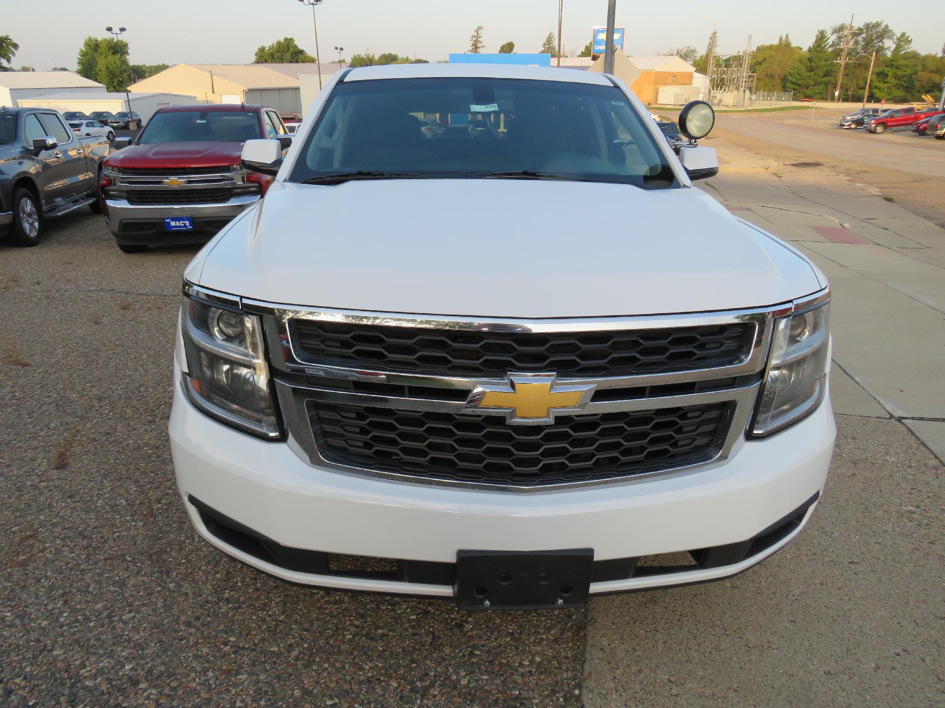 2018 Chevrolet Tahoe Vehicle Photo in MAPLETON, IA 51034-1072