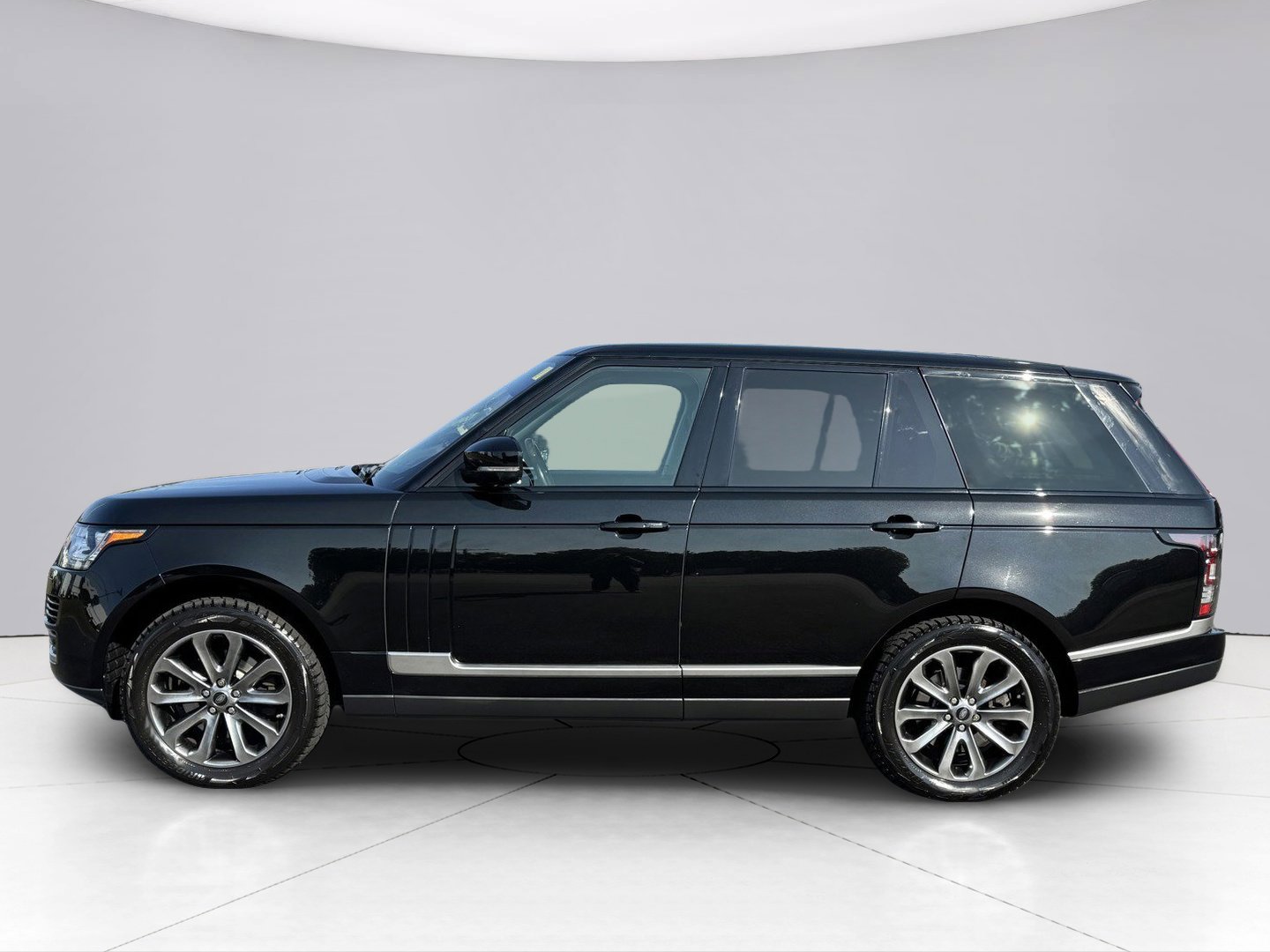 2016 Land Rover Range Rover Vehicle Photo in LEOMINSTER, MA 01453-2952