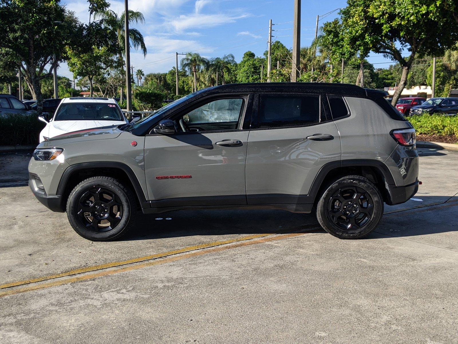 2024 Jeep Compass Vehicle Photo in Pembroke Pines , FL 33084