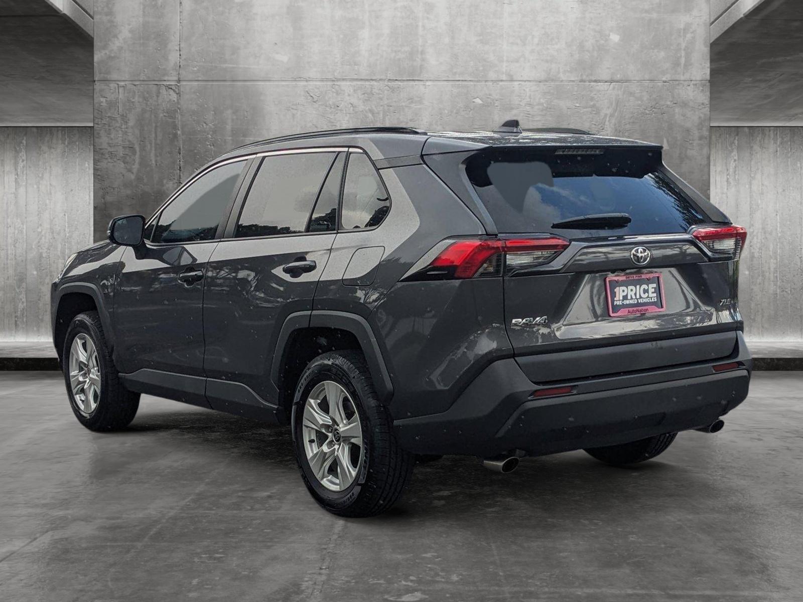 2021 Toyota RAV4 Vehicle Photo in GREENACRES, FL 33463-3207