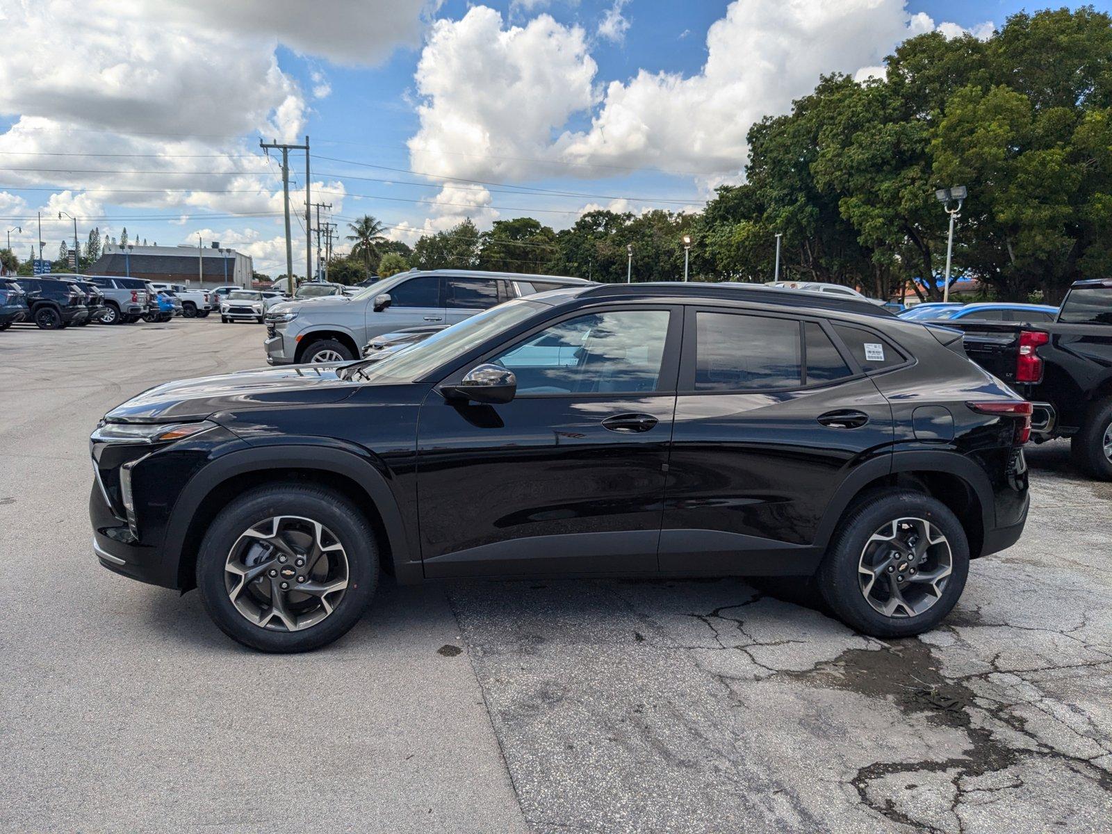 2025 Chevrolet Trax Vehicle Photo in MIAMI, FL 33134-2699