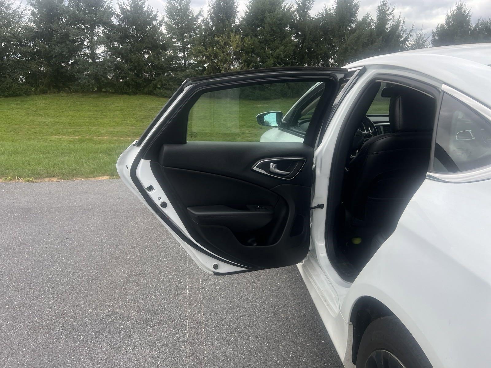 2017 Chrysler 200 Vehicle Photo in Mechanicsburg, PA 17050-1707