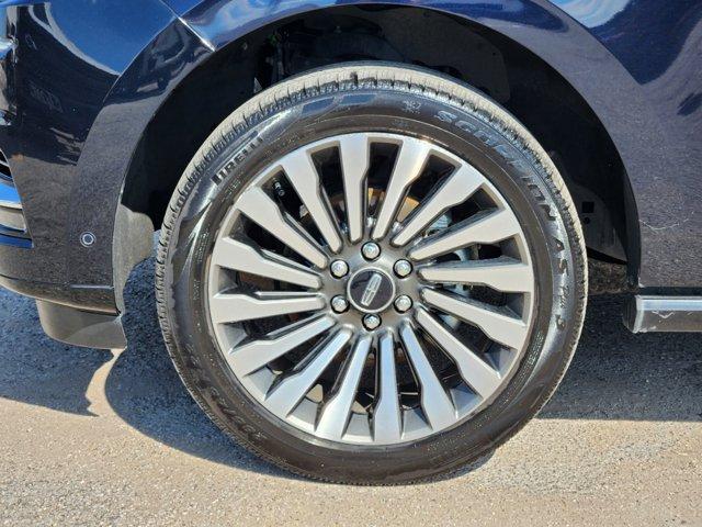 2021 Lincoln Navigator L Vehicle Photo in SUGAR LAND, TX 77478-0000