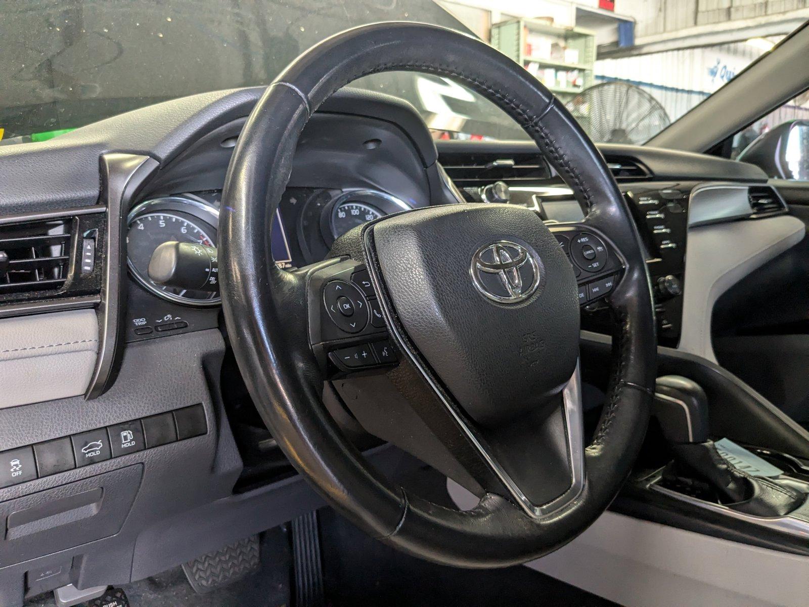 2019 Toyota Camry Vehicle Photo in St. Petersburg, FL 33713