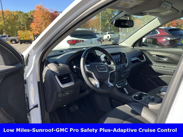 2022 GMC Terrain Vehicle Photo in CHICOPEE, MA 01020-5001