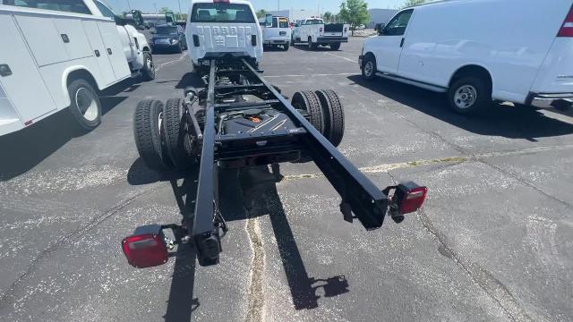 2023 Chevrolet Silverado Chassis Cab Vehicle Photo in INDIANAPOLIS, IN 46227-0991